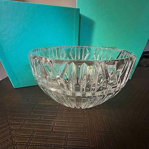 Tiffany & Co Crystal Atlas Bowl- Brand New In Box - Picture 2 of 7